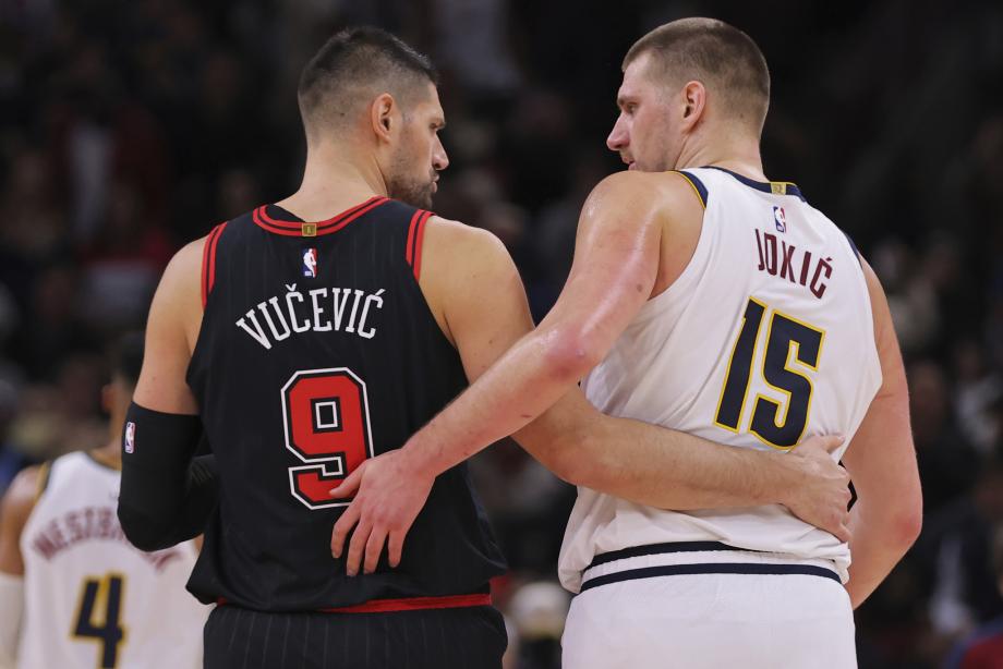 约基奇空砍33分12篮板14助攻 掘金客场不敌公牛