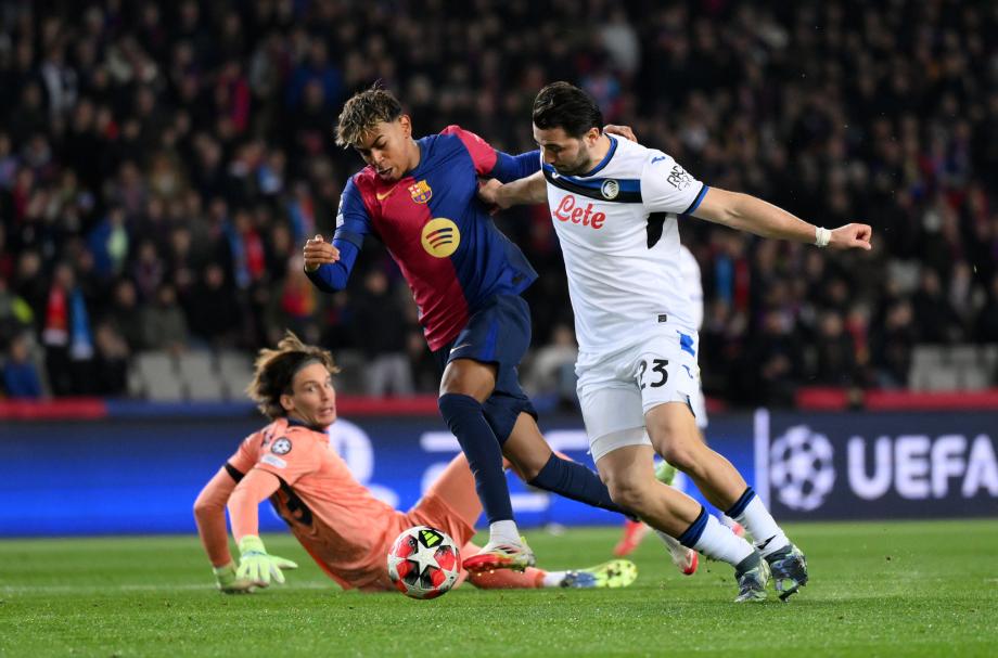 欧冠-亚马尔阿劳霍破门 巴萨2-2亚特兰大第2晋级