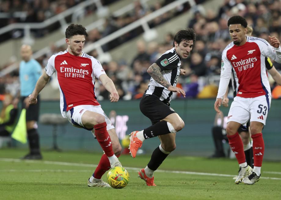 客场不敌纽卡斯尔 阿森纳无缘英格兰联赛杯决赛