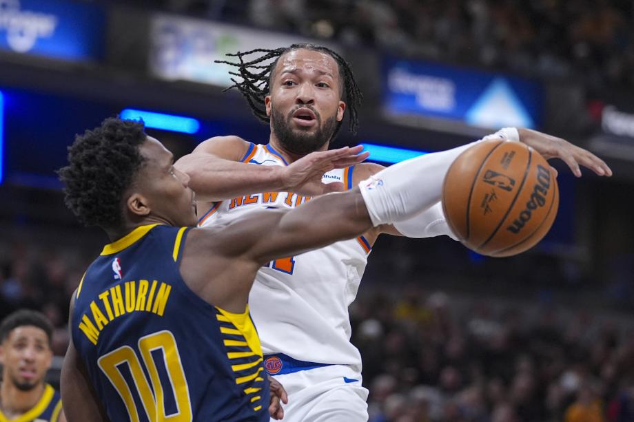 唐斯40+12哈特30+10 尼克斯轻取步行者