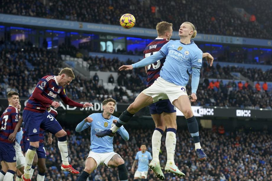 马尔穆什戴帽哈兰德伤退 曼城4-0纽卡斯尔