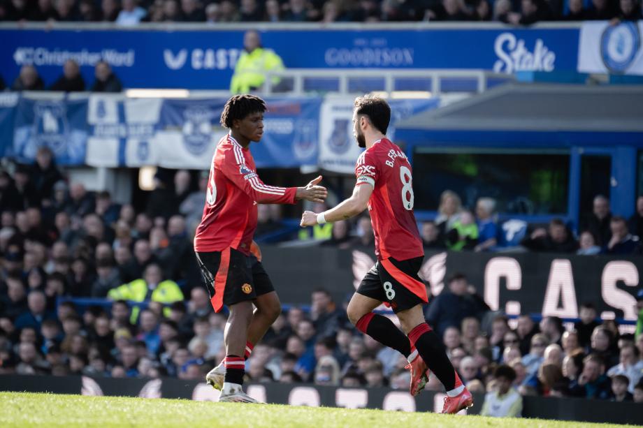 B费破门 曼联客场2-2埃弗顿近10轮仅2胜