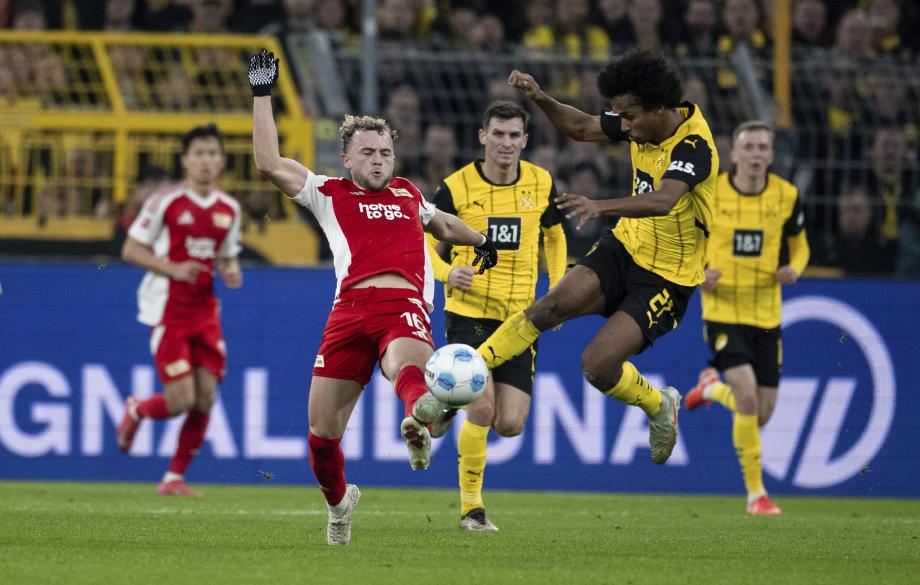 吉拉西大四喜 多特蒙德6-0大胜柏林联合