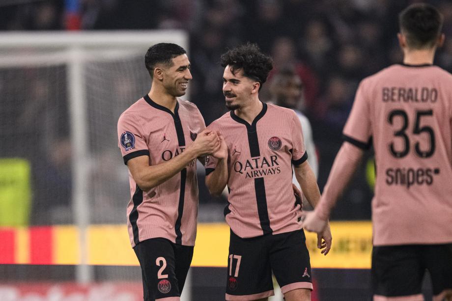 阿什拉夫双响 巴黎3-2里昂获各赛事八连胜