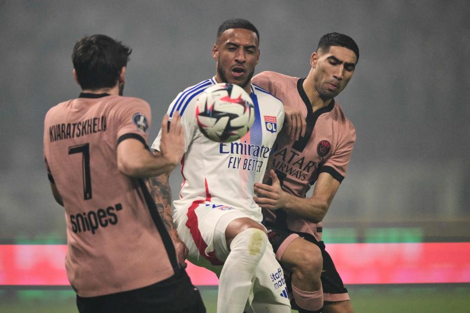 阿什拉夫双响 巴黎3-2里昂获各赛事八连胜