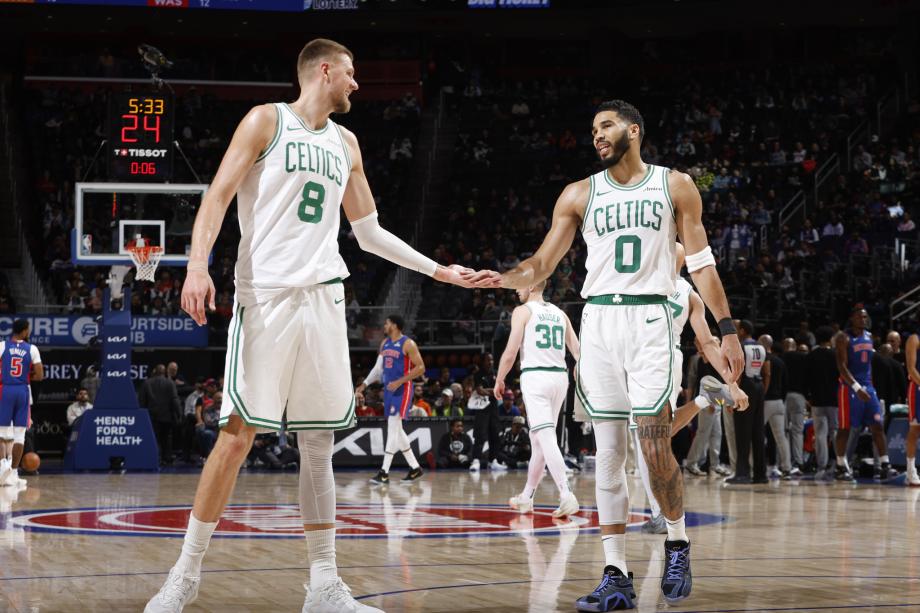 坎宁安21+11塔图姆27分 活塞胜绿军豪取8连胜