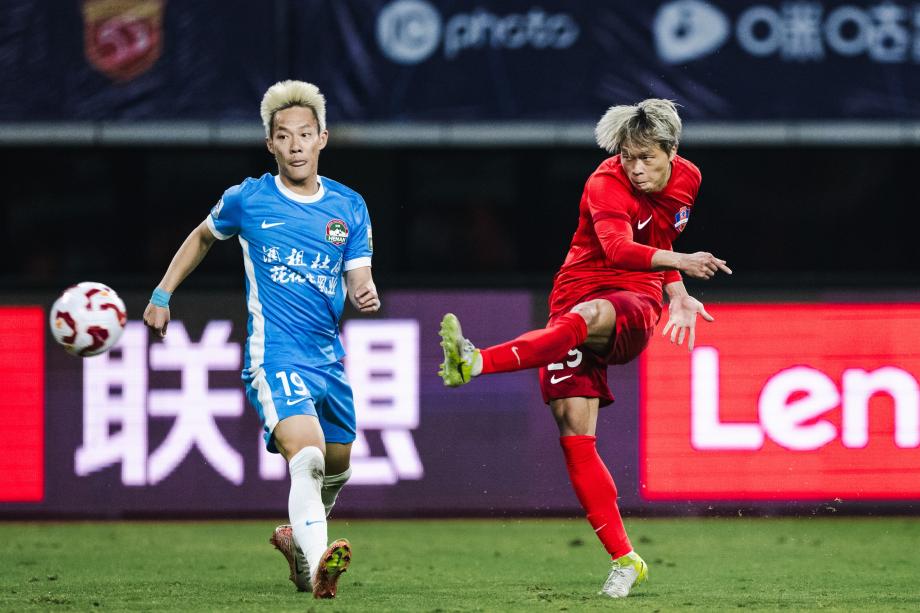 杨超声梅开二度 梅州客家2-1河南取首胜