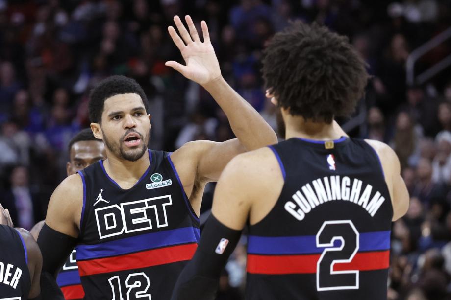 杜伦18+11全队6人得分上双 活塞送篮网4连败