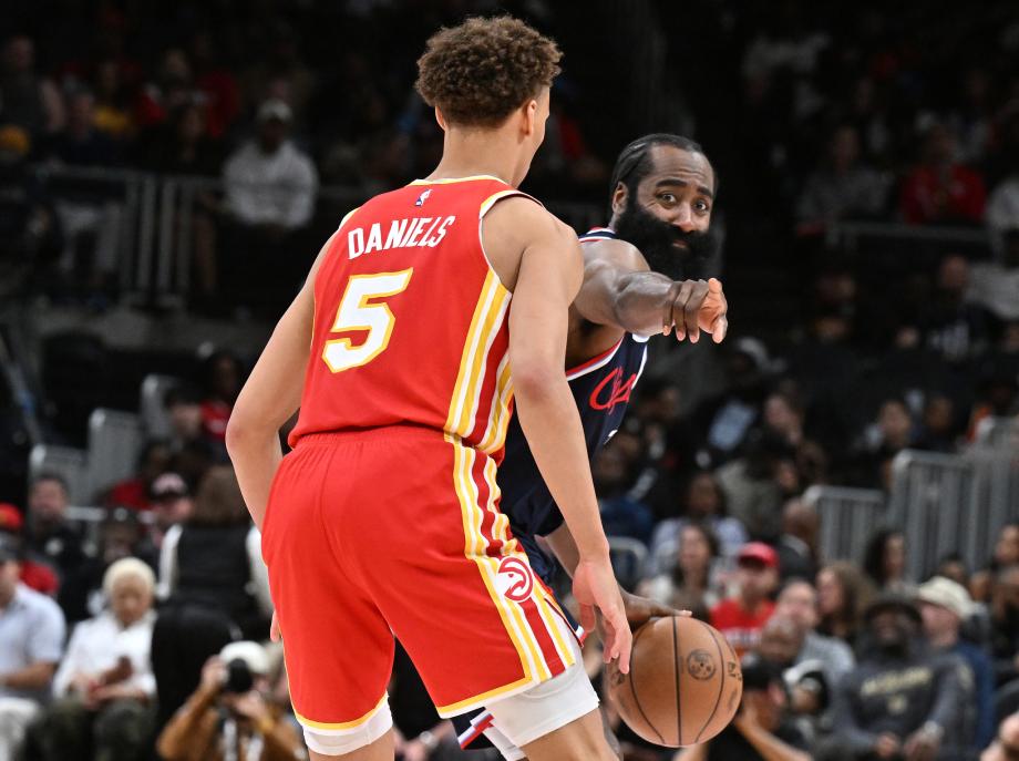 哈登25+8+7迎来生涯里程碑 快船客场大胜老鹰