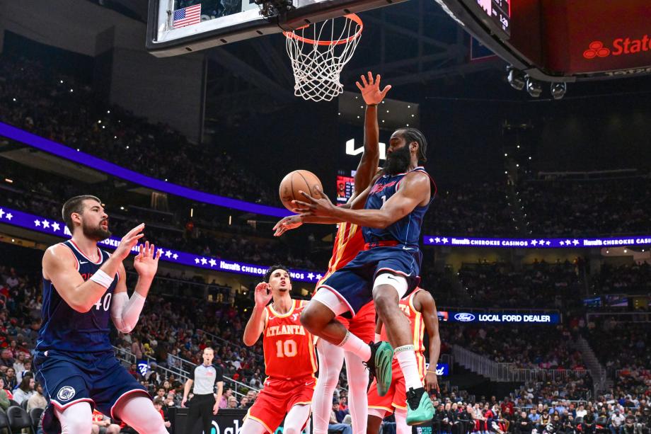 哈登25+8+7迎来生涯里程碑 快船客场大胜老鹰