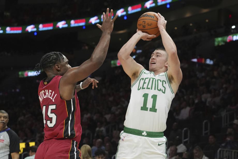 塔图姆28+5凯尔特人力克热火 提前锁定季后赛名额