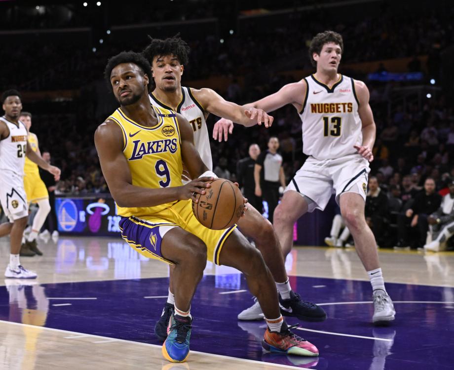 东契奇31+9戈登26+11 湖人轻取掘金获3连胜