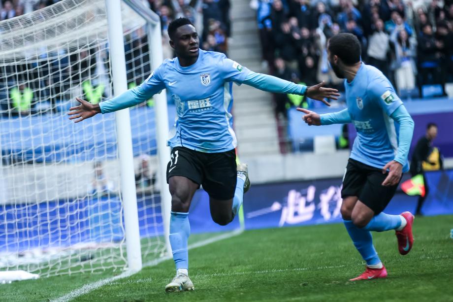 朱鹏宇破门马莱莱传射 英博送亚泰三连败