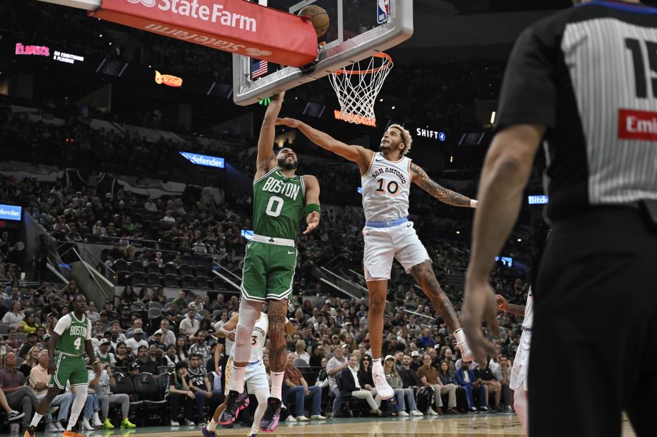 塔图姆29+10+8 凯尔特人7人上双力克马刺迎8连胜