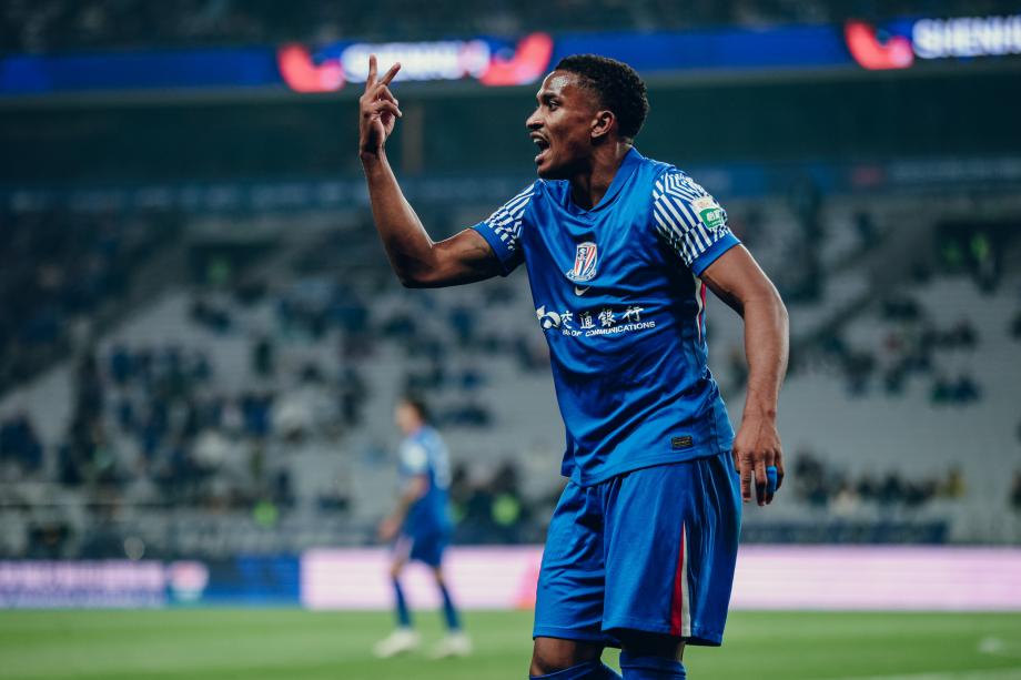 中超-叶楚贵世界波米内罗双响 上海申花3-1云南玉昆