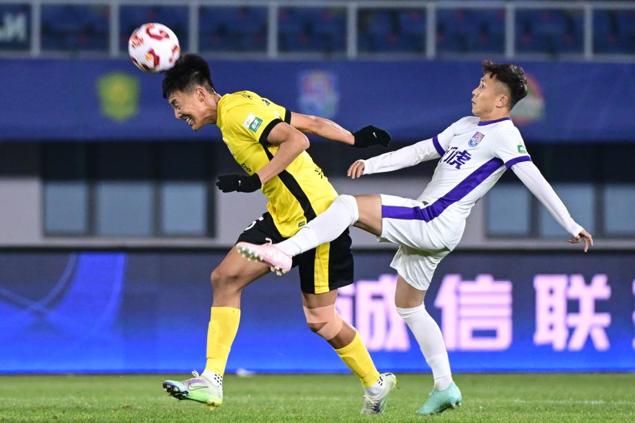 基莱斯梅开二度 天津津门虎战平青岛西海岸