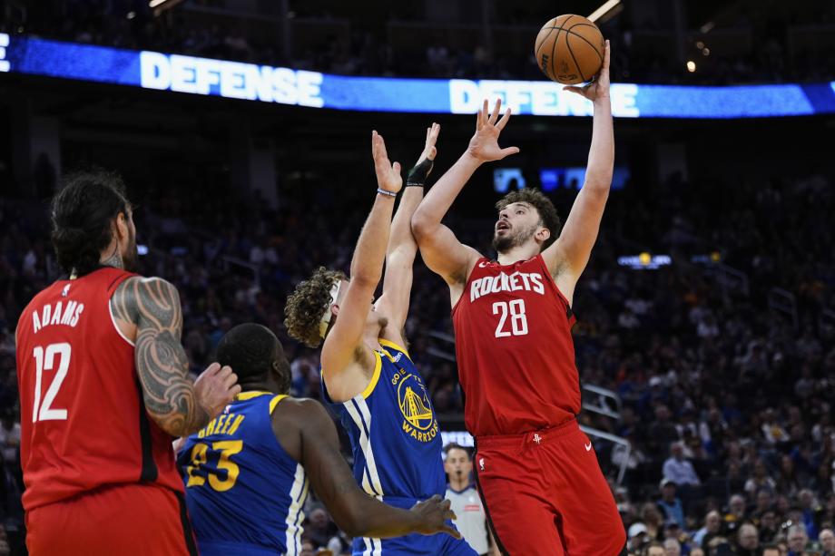 库里低迷10中1仅3分 勇士不敌火箭掉至西部第6