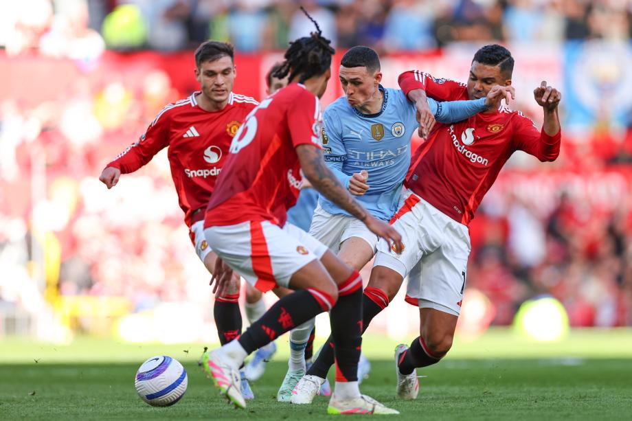 英超-曼市德比双方屡失良机 曼联主场0-0曼城