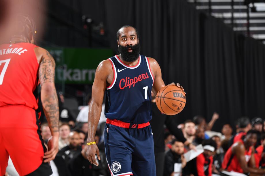 哈登35+10祖巴茨20分 快船轻取火箭迎六连胜