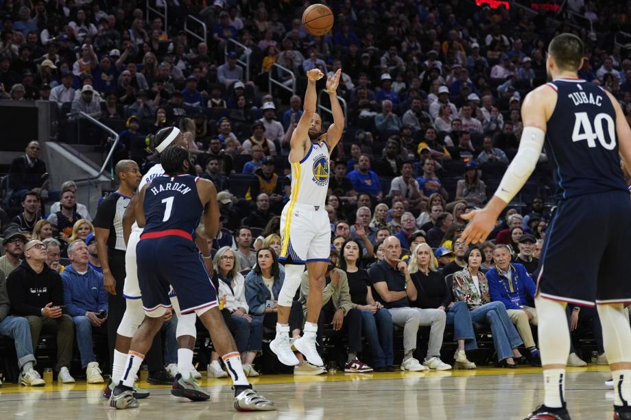 快船加时124-119险胜勇士 锁定西部第五