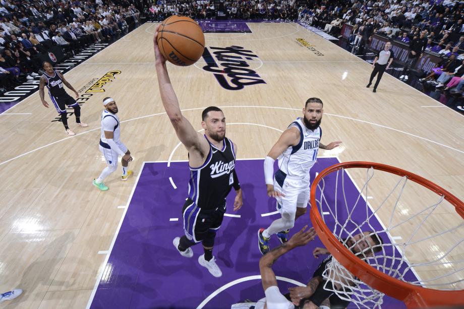 NBA附加赛-浓眉27+9德罗赞33+7 独行侠淘汰国王