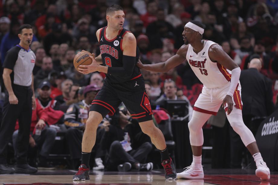 NBA附加赛-希罗38+5维金斯20+9 热火淘汰公牛