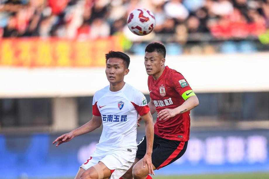 贝里奇屡失良机 长春亚泰主场战平云南玉昆
