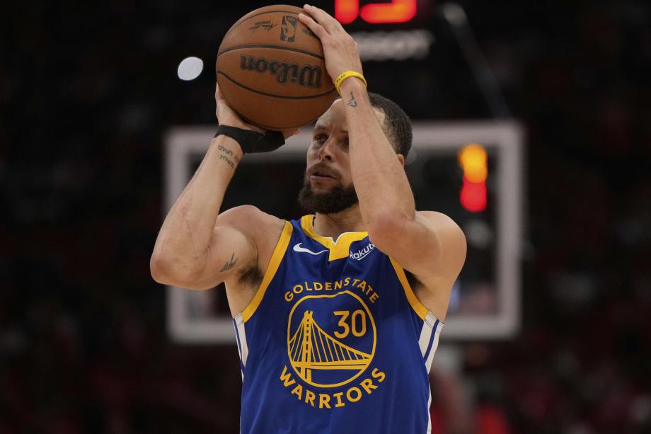 库里31+6申京26+9 勇士客胜火箭迎开门红