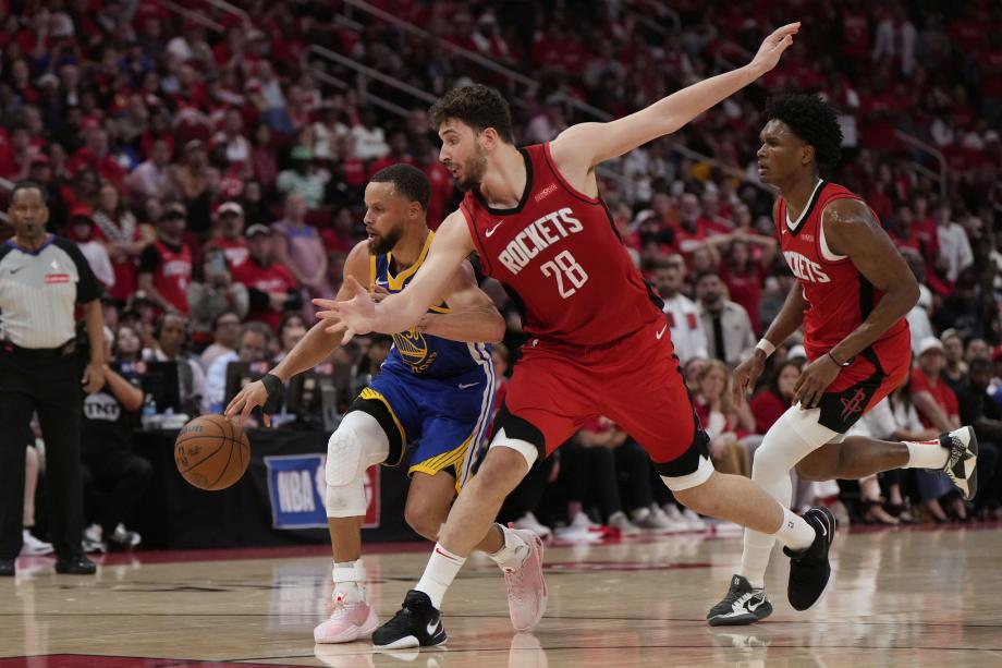 库里31+6申京26+9 勇士客胜火箭迎开门红