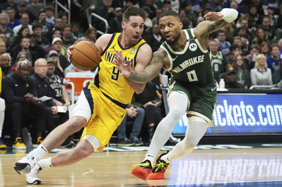 字母哥轰37+12 雄鹿逆转步行者总比分扳成1-2