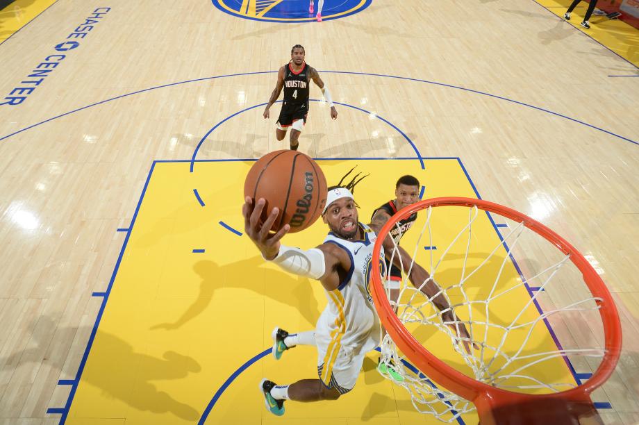 高效库里力压申京两双 勇士胜火箭掌握主动权