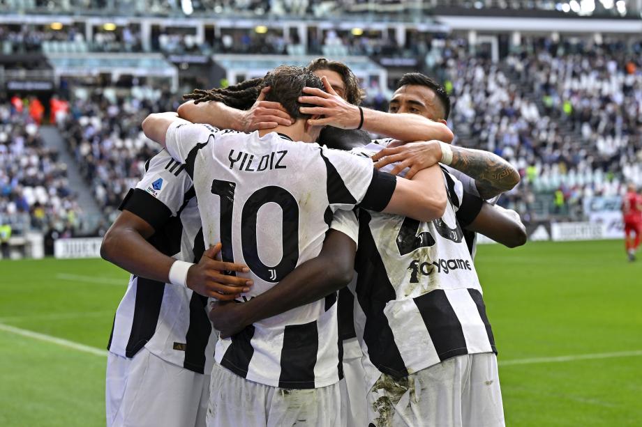 伊尔迪兹肘击被罚下 十人尤文主场2-0胜蒙扎