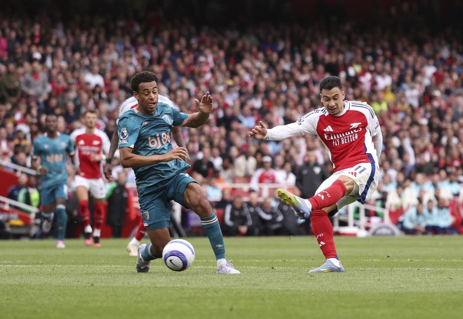 英超-阿森纳1-2遭伯恩茅斯双杀领先曼城3分