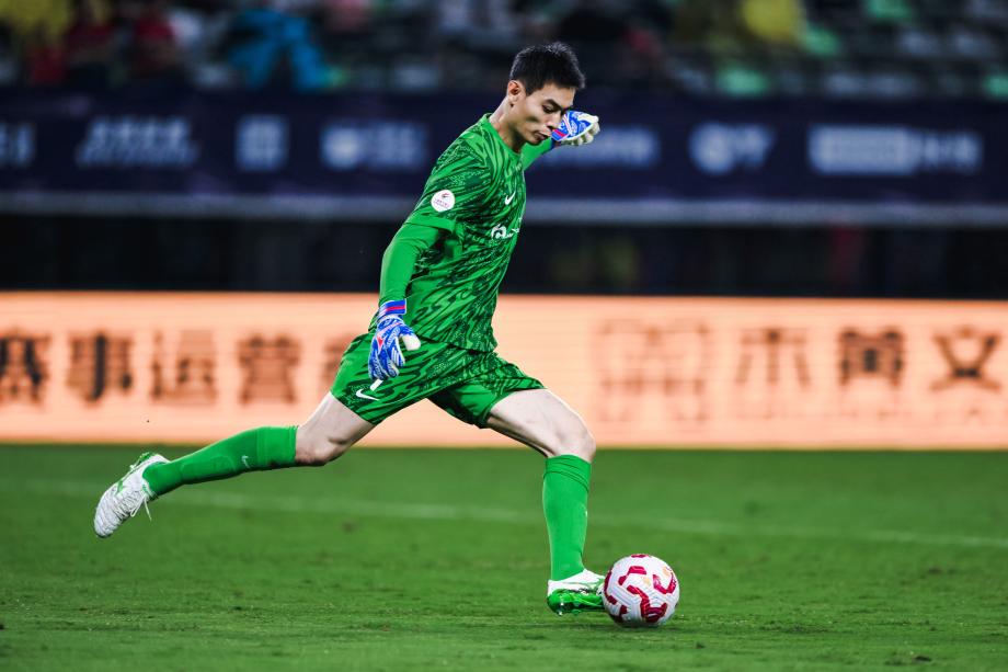 刘诚宇建功米内罗破门 梅州客家1-3上海申花