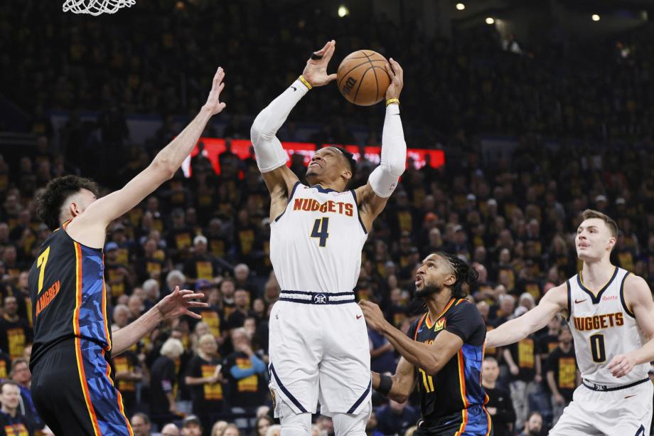 戈登三分准绝杀约基奇42+22 掘金逆转雷霆1-0