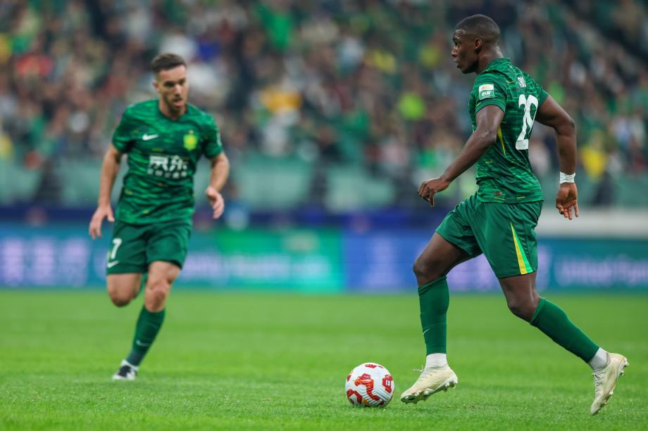 中超-国安3-1新鹏城豪取5连胜 少赛1场落后榜首4分