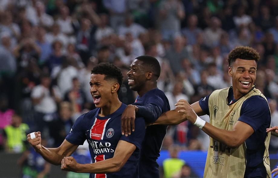 19岁杜埃2射1传 巴黎5-0国米首度加冕欧冠冠军