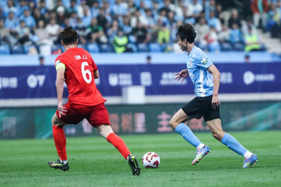 马莱莱助攻朱鹏宇破门 大连英博击败梅州客家