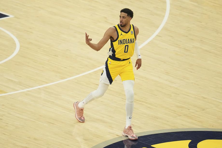 亚历山大35分雷霆末节逆转步行者 总分扳成2-2