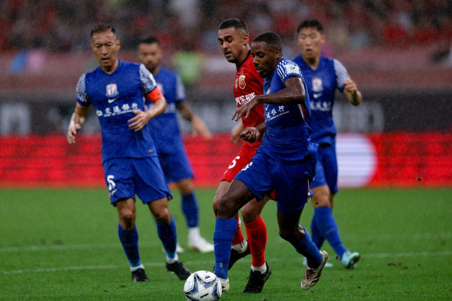 路易斯帽子戏法 申花3-2力克海港进足协杯8强