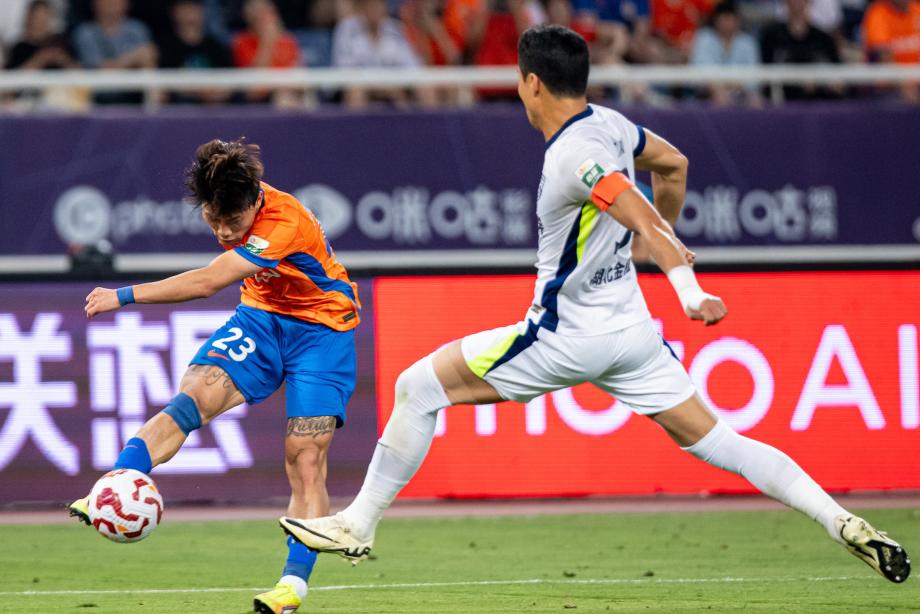 中超-泽卡梅开二度 泰山3-1三镇结束两连败