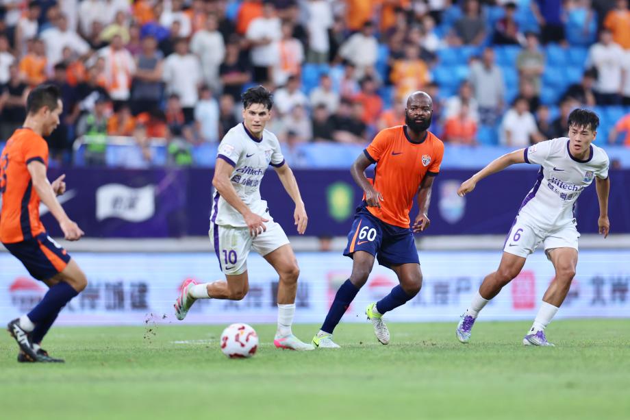 中超-兰克尔·泽破门 青岛海牛2-0天津津门虎