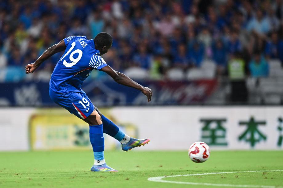 阿苏埃连续三场破门 申花3-2河南迎联赛四连胜