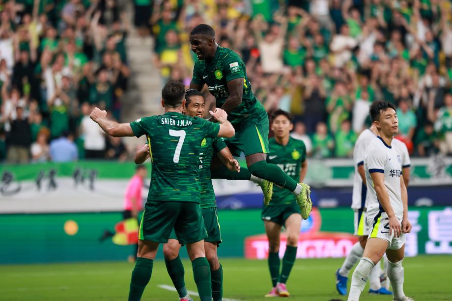 林良铭传射张玉宁破门 北京国安4-0武汉三镇