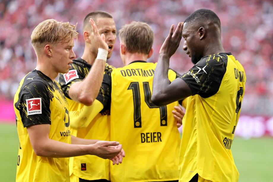 德甲-吉拉西梅开二度 多特蒙德3-0柏林联合取首胜