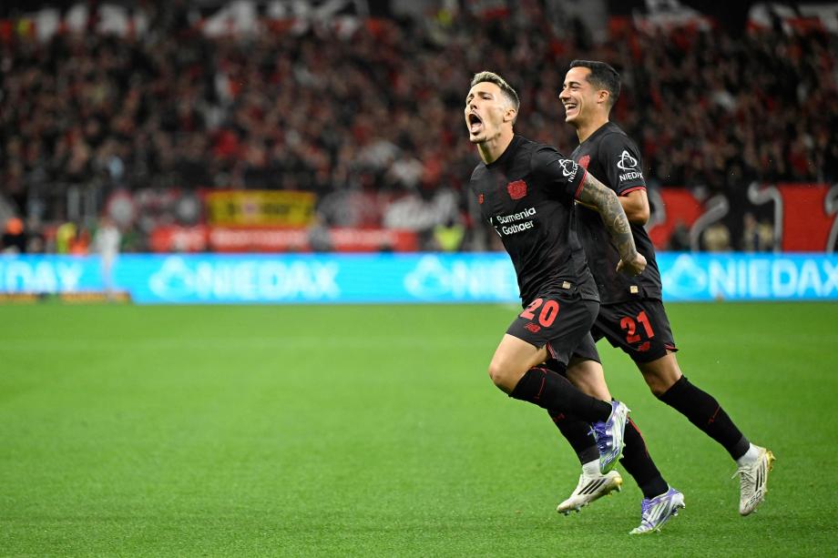 9人勒沃库森3-1击败法兰克福 迎来本赛季德甲首胜