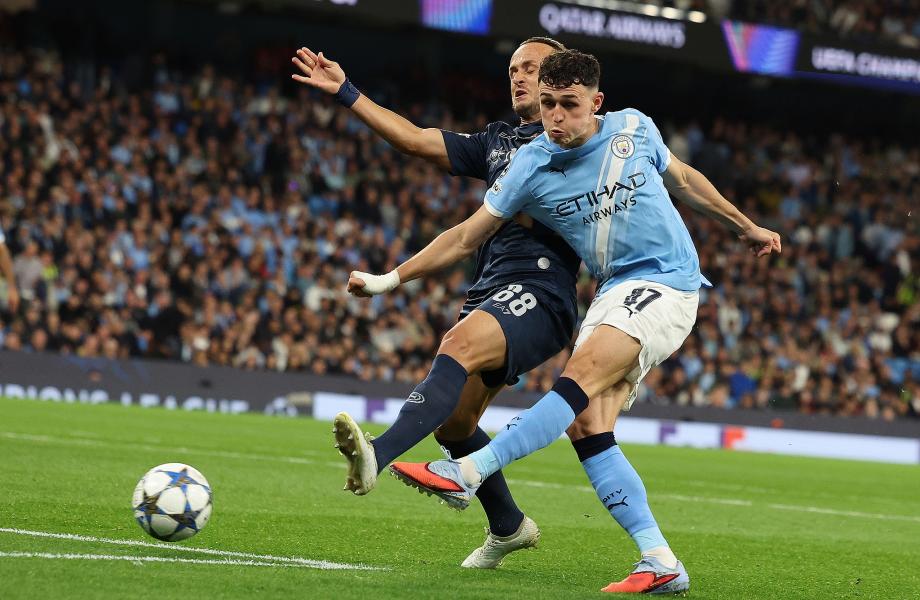 哈兰德欧冠50球+造红牌 曼城2-0十人那不勒斯