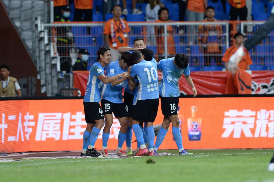 佩尼亚进球奥斯卡扳平比分 玉昆主场平英博