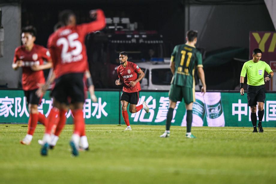 卡列洛补时抢射破门 浙江客场战平长春亚泰