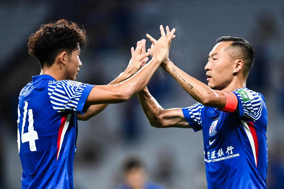 吴曦梅开二度 上海申花主场大胜梅州客家